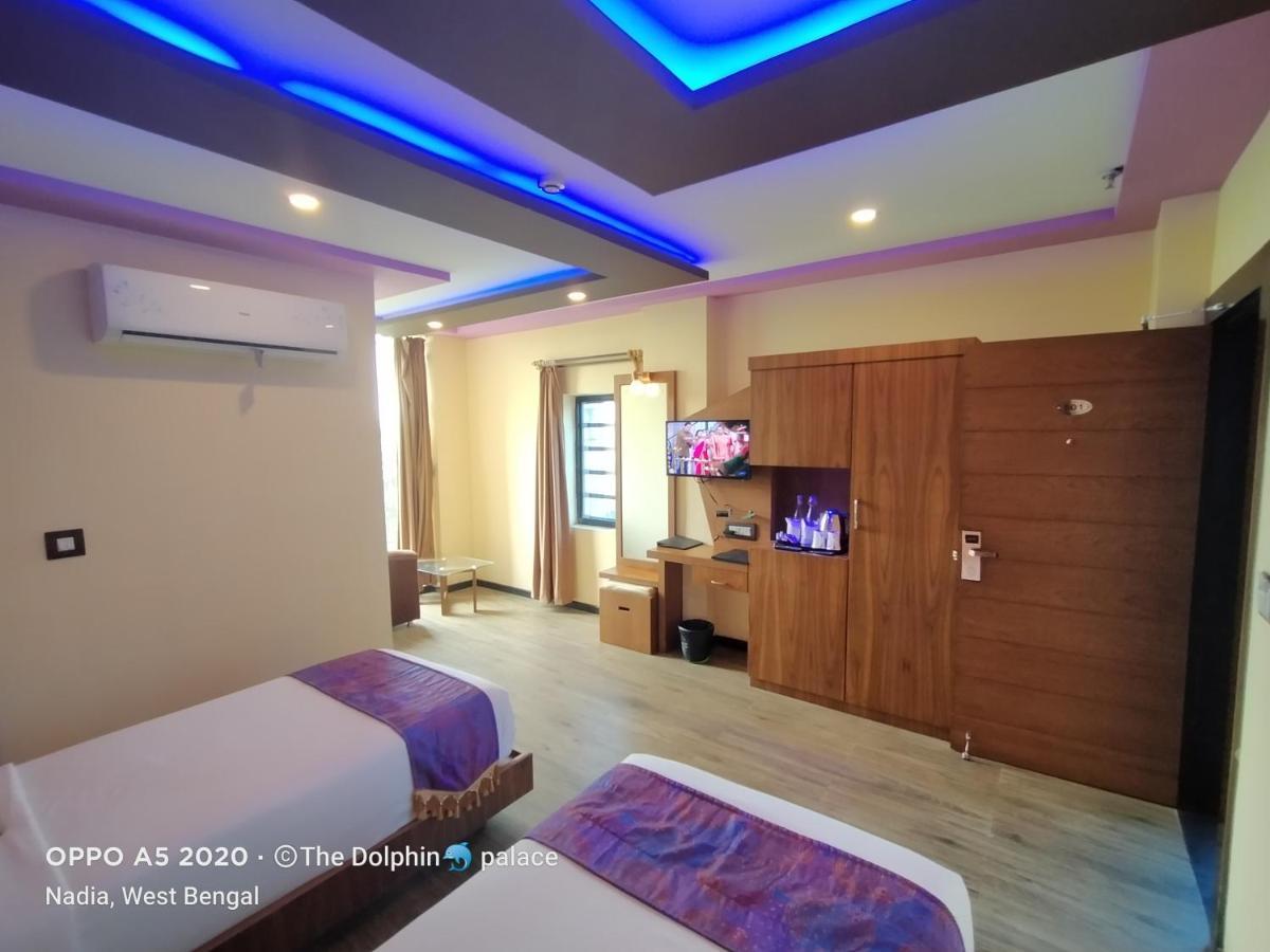 Dolphin Chocolate Inn Chandannagar Exterior photo