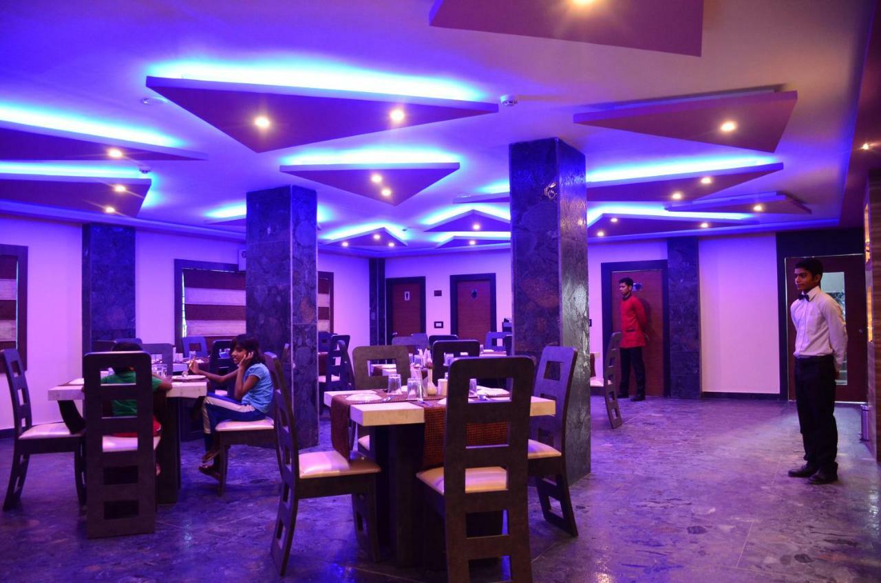 Dolphin Chocolate Inn Chandannagar Exterior photo